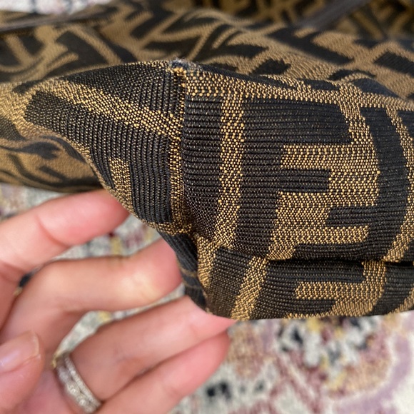 Fendi Zucca Canvas shoulder bag - Picture 10 of 11